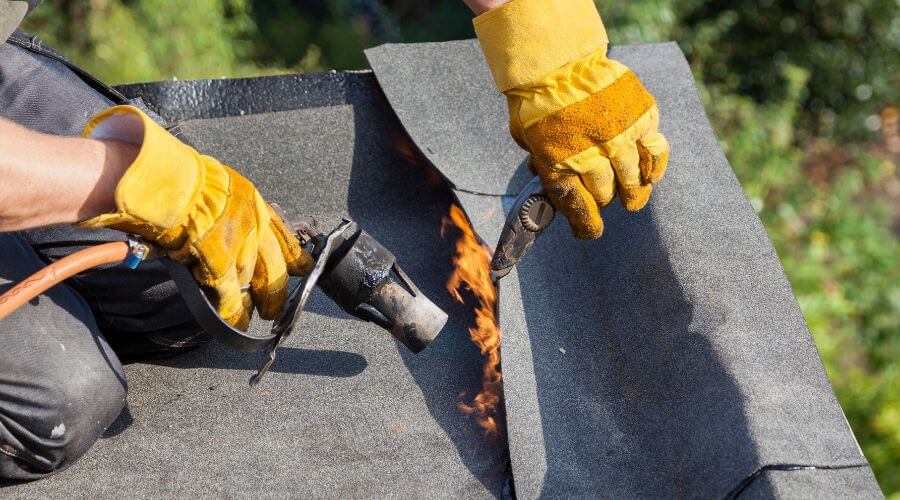 Professional gutter cleaning in Dunbridge, OH